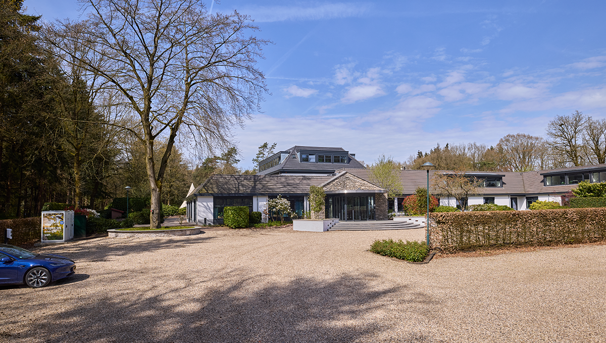 Wentzo kantoorpand aan de Hooiweg in Garderen